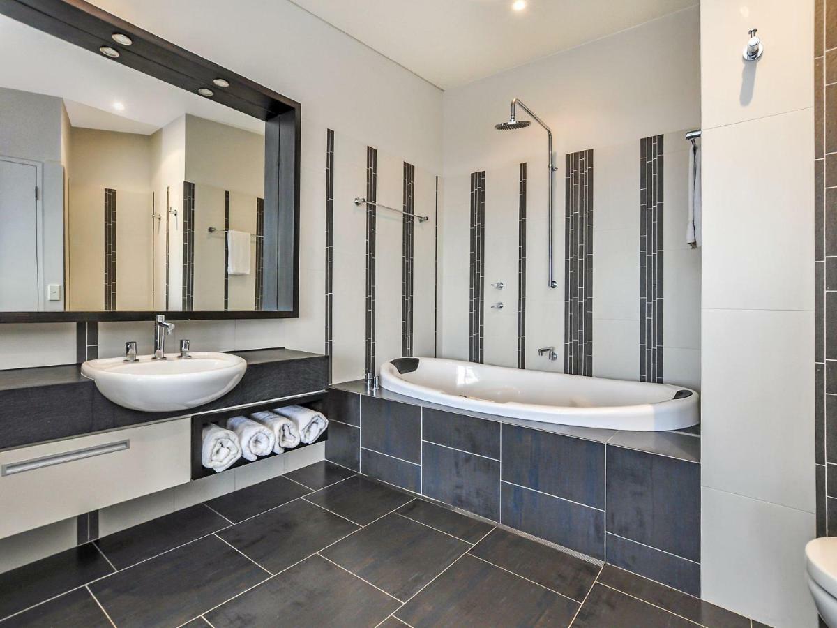 Hearns Beachside Villa 2 Port Fairy Dış mekan fotoğraf